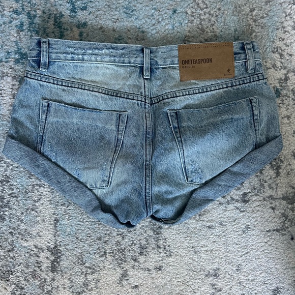 One teaspoon shorts - Picture 4 of 4